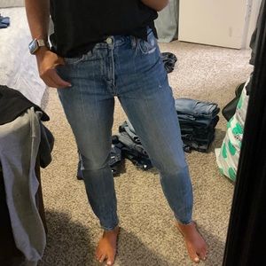 Abercrombie curve love mom jean